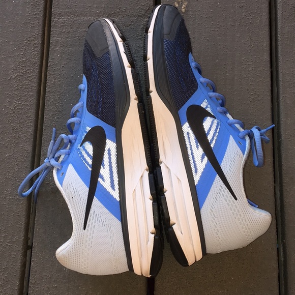 Nike - Picture 1 of 8